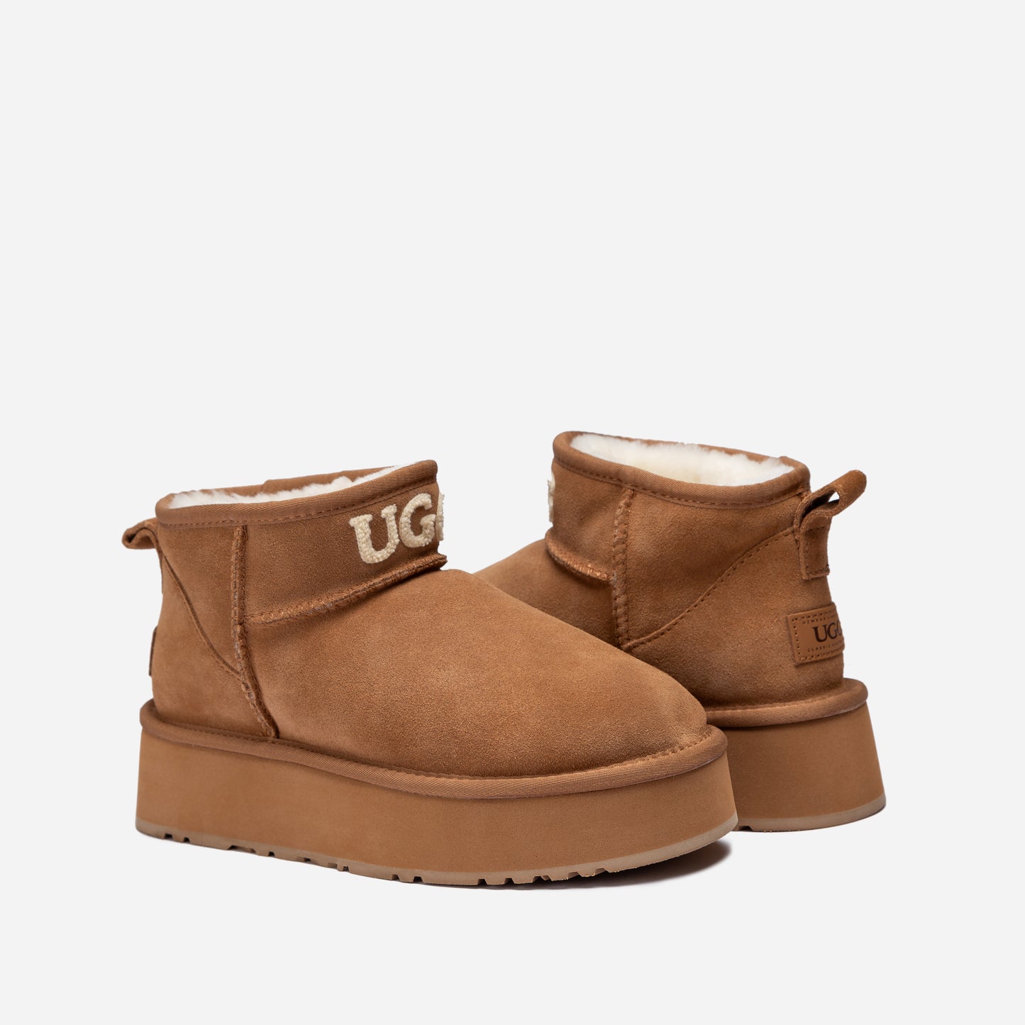 OZWEAR UGG Classic Platform Knit Logo Ultra Mini Boots